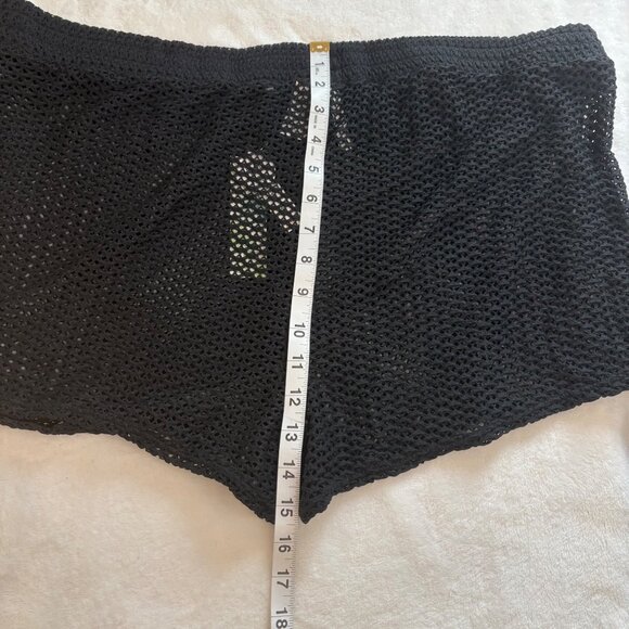 Celebrity Pink Swim XL (16-18) Black  Eyelet Smocked Shorts Beach /Pool Cover-Up - Picture 7 of 9